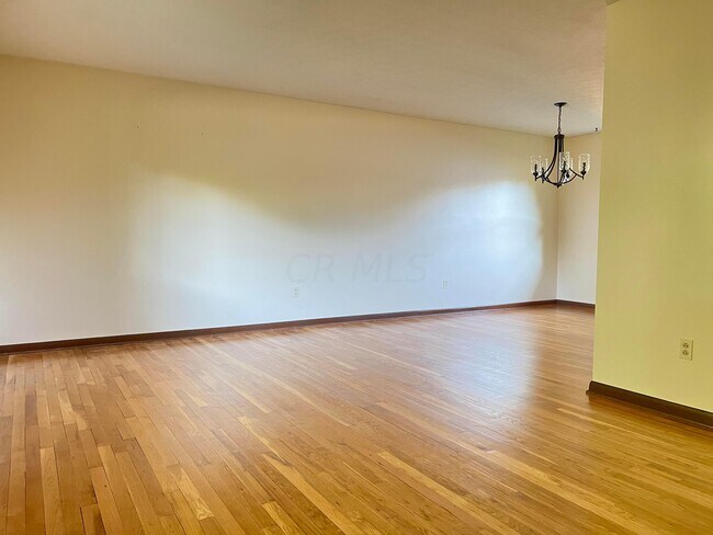 Building Photo - 316 Finstock Way