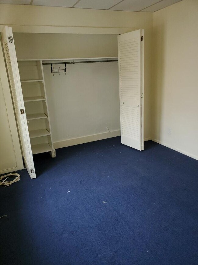 Bedroom - 10343 105th St