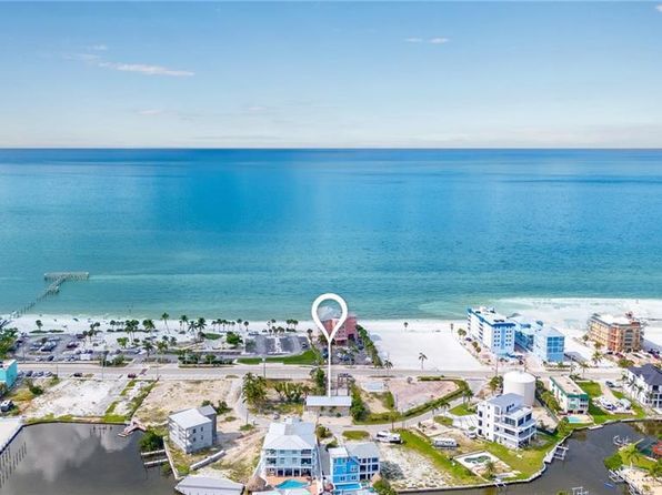 Foto del edificio - 4451 Bay Beach Ln
