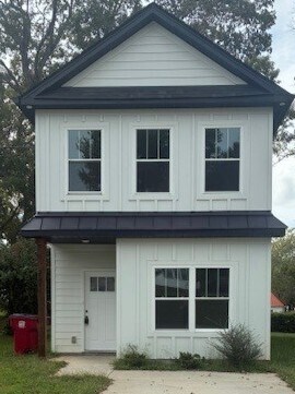 Foto principal - 744 Gracey Ave