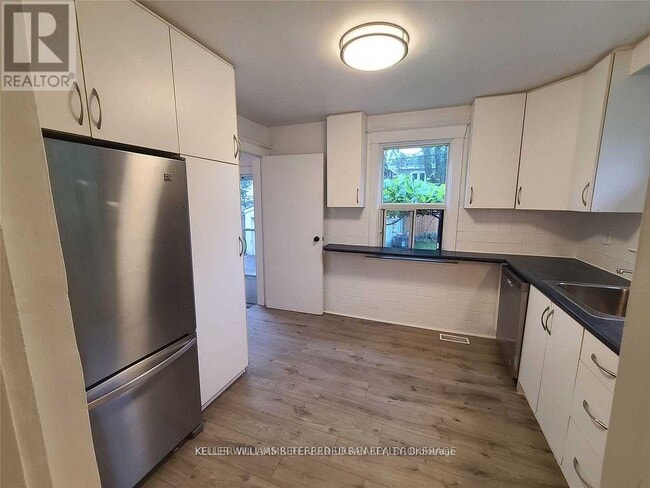 Building Photo - 109 Springdale Blvd