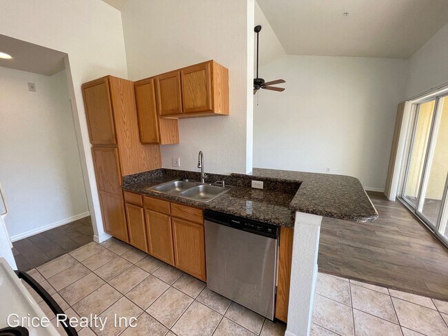 Building Photo - 2 br, 1 bath House - 7960 Preserve Cir.  #633