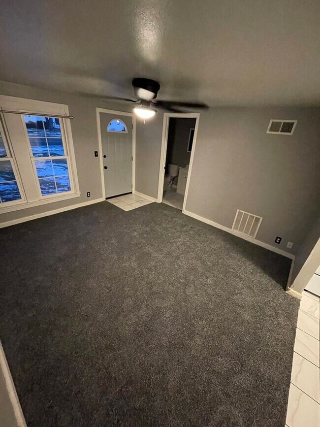 Foto del edificio - 1132/1134 Margie Street