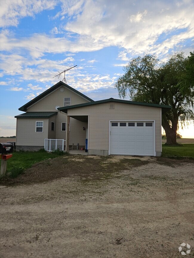 Building Photo - 26106 Ferndale Rd