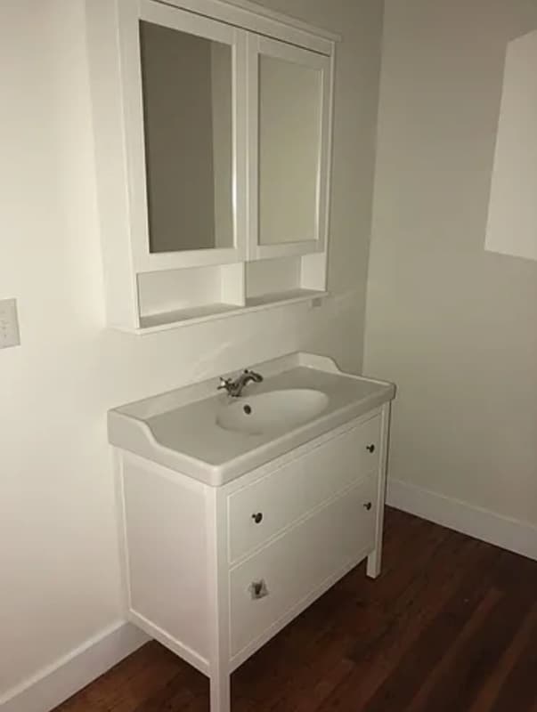 Building Photo - 1417 Kemper St