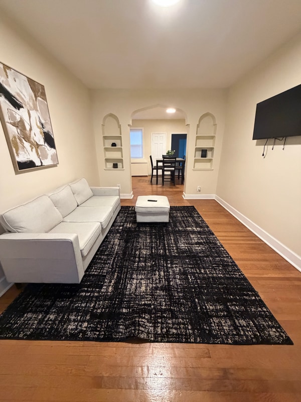 Foto del edificio - 507 E Cold Spring Ln