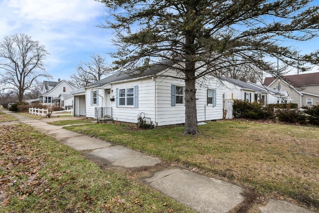 Building Photo - 1404 Wilber St