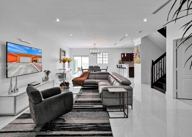 Foto del edificio - 7565 NW 177th Terrace