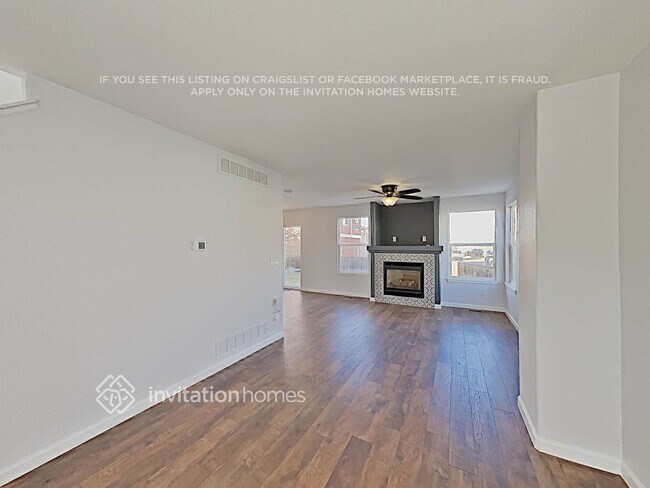 Foto del edificio - 3195 E 107th Ct