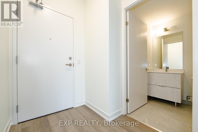 Building Photo - 6 David Eyer Rd