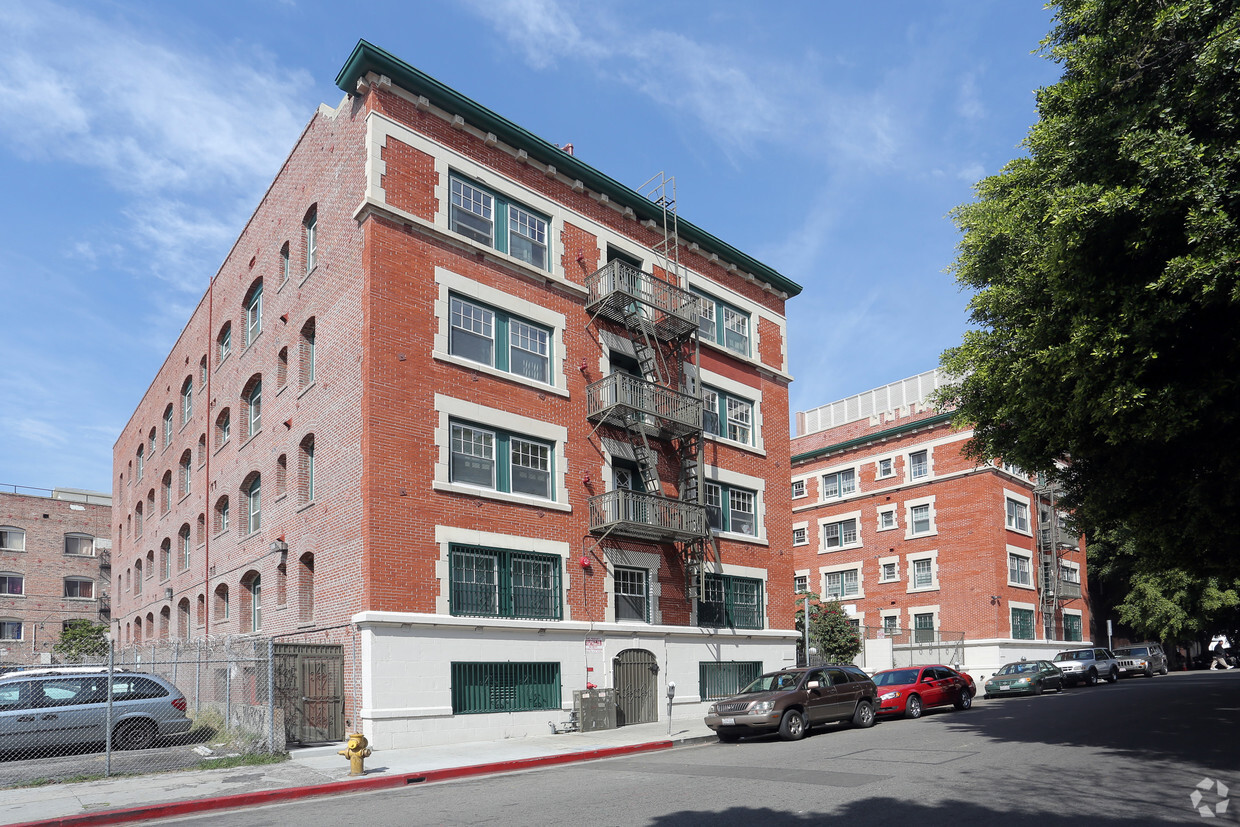 Primary Photo - Coronado Place Apartments