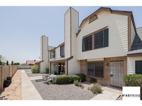 Building Photo - 6603 W Jamaica Dr