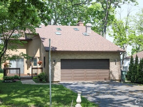 Building Photo - 26340 N Walnut Ave