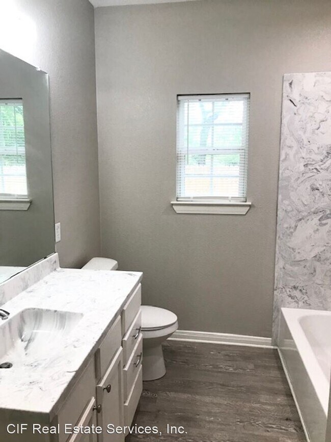 Foto del edificio - 3 br, 1 bath House - 1105 Old Dallas Rd.