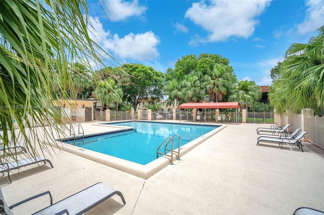 Photo - 16401 Blatt Blvd Apartment