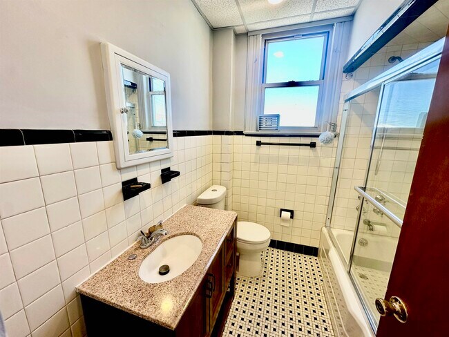 Foto del edificio - 595 67th St