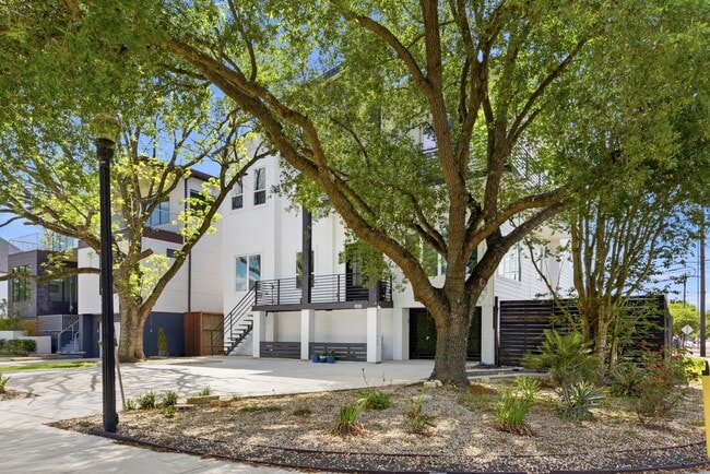 Foto del edificio - 3859 Tartan Ln