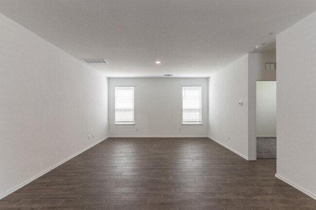 Building Photo - 308 Redonda Dr