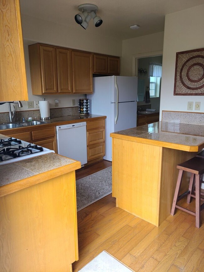 Foto del edificio - 1992 Gwin Rd