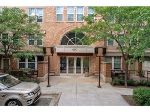 Building Photo - 660 N 2nd St