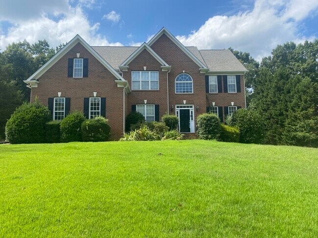 Foto del edificio - 705 Evans Manor Dr