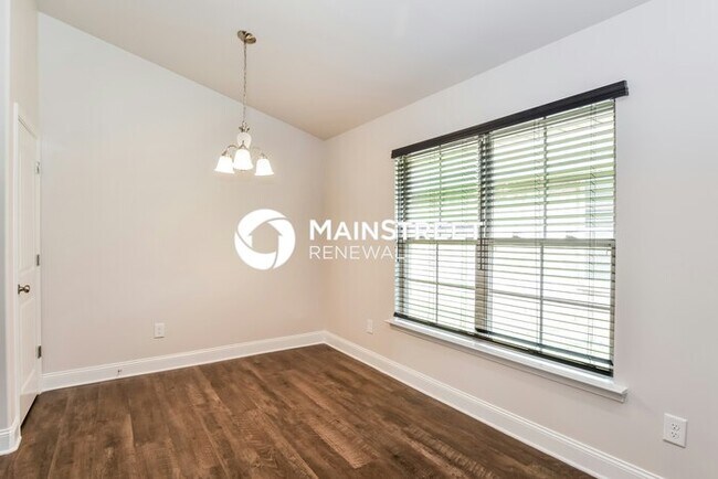 Foto del edificio - 3 Bedroom Pet-Friendly Home in HARVEST, AL with Main Street Renewal
