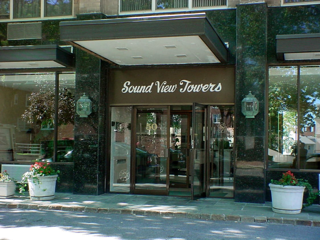 Building Photo - Soundview Towers