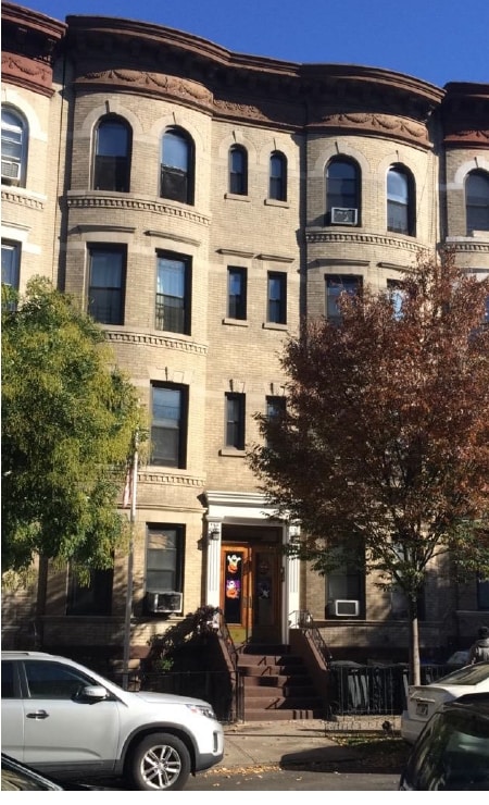 Primary Photo - 305 7th St