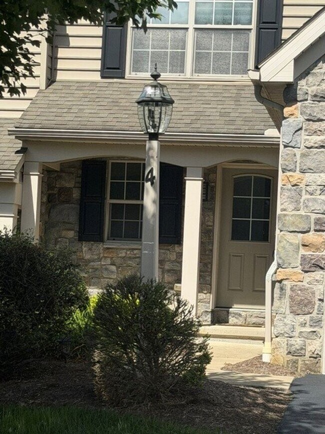 Foto del edificio - 4 Southbrook Dr