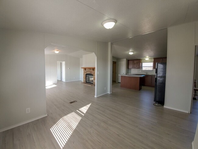 Building Photo - 3 bedroom home in NRC!
