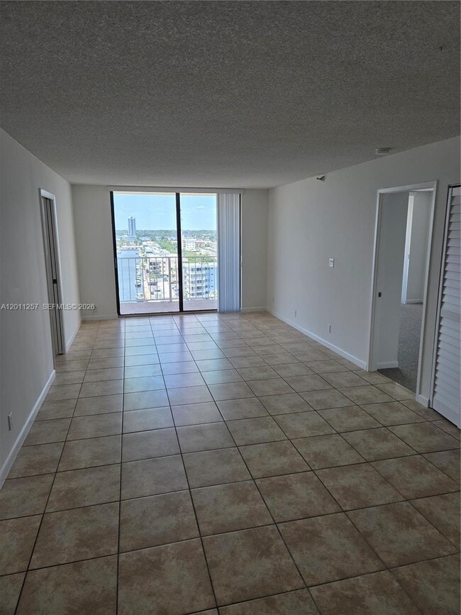 Foto del edificio - 290 174th St