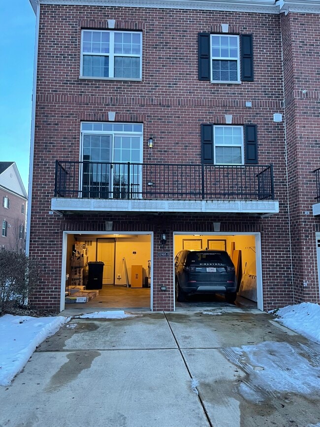11905 Kelso Dr Unit 5, Zionsville, IN 46077 Condo for Rent in Zionsville, IN