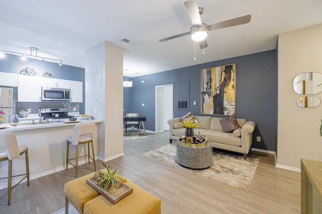 Building Photo - The Residence at North Dallas