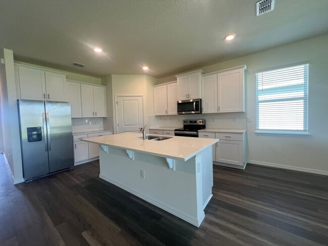 Building Photo - New Build 4 bed/2bath House in The Archer ...