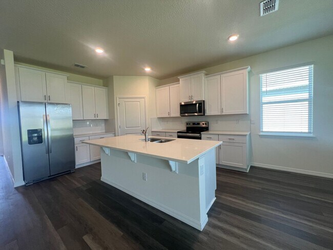 Foto del edificio - New Build 4 bed/2bath House in The Archer ...