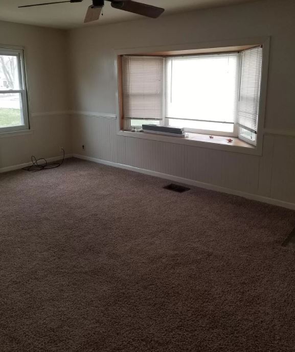 Building Photo - 415 Fairview Dr
