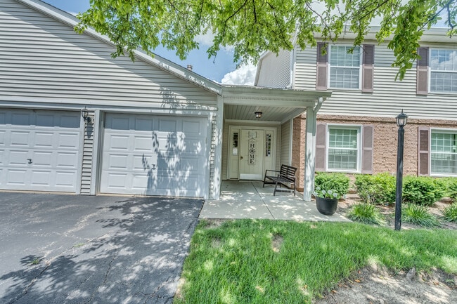 Building Photo - 665 Thorntree Ct