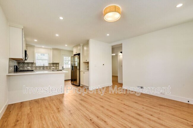 Foto del edificio - 3641 Josephine St