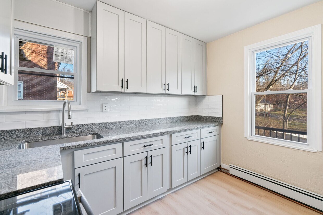 Newly Renovated 3 Bedroom home in East Pittsburgh available now! - Newly Renovated 3 Bedroom home in East Pittsburgh available now!