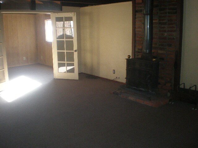 Building Photo - Single level one bedroom.