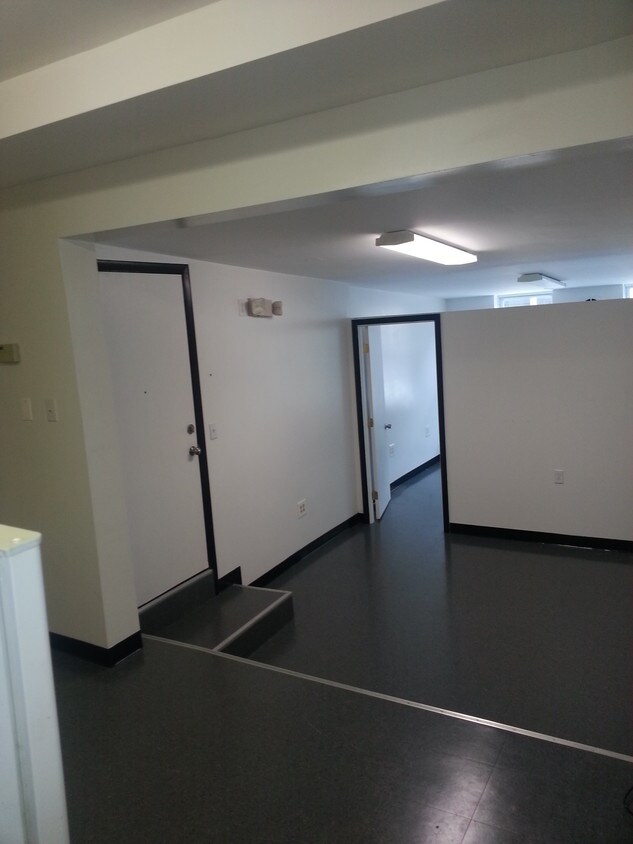 1513 Spring Garden St, Philadelphia, PA 19130 Apartments in