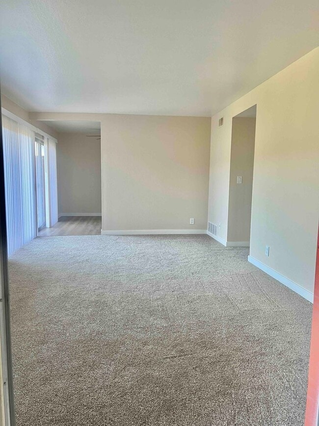 Foto del edificio - Sunny Terra Linda 2bed/1.5bath, Parking! S...