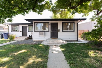 Building Photo - 312 Crescent Dr