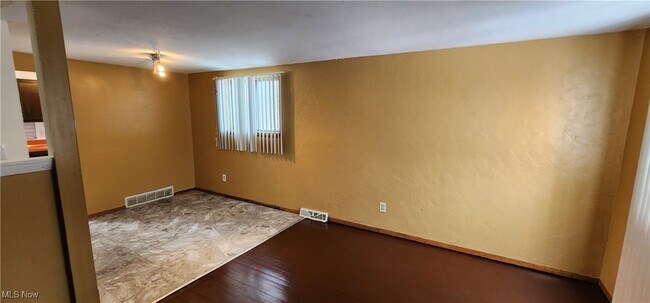 Foto del edificio - 15205 Aldene Ave