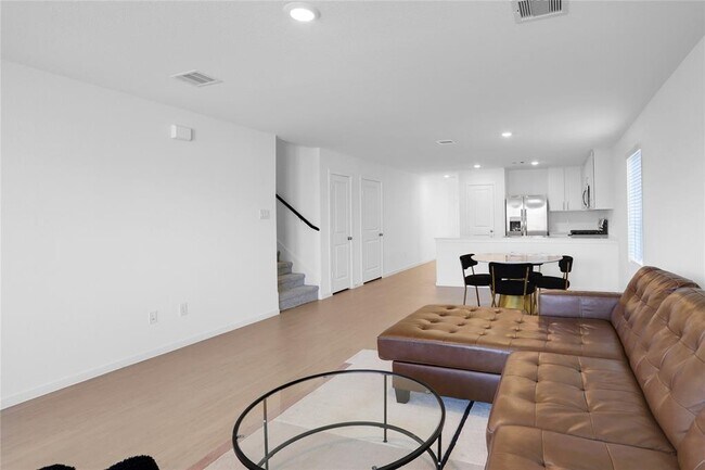 Foto del edificio - 26730 Red Sunset Maple Ln