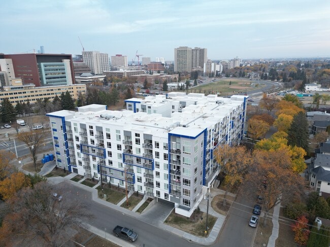 Building Photo - University Heights Apartments