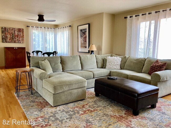 Building Photo - 4 br, 4 bath House - 6451 Ace Court