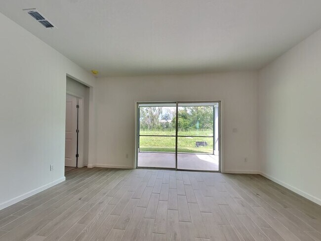 Building Photo - 8264 Horsebit Cir