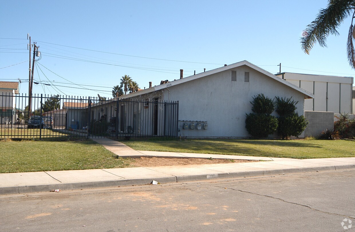 Building Photo - 13916 Pride Ln
