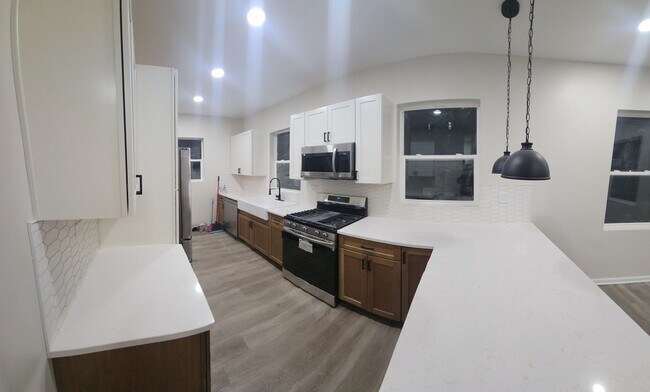 Foto del edificio - 639 Algona Ave